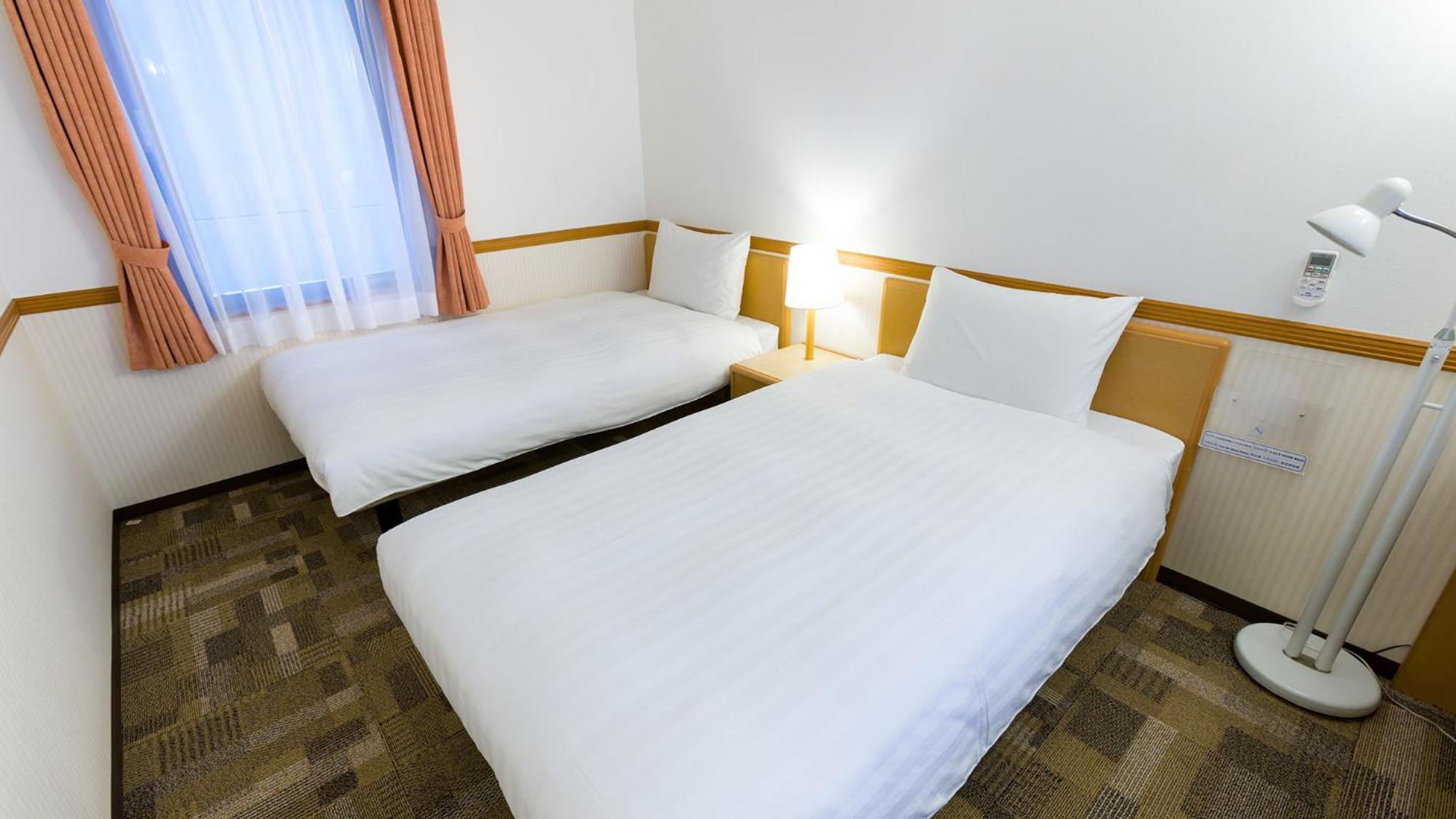 Toyoko Inn Fukuyama-Eki Shinkansen Minami-Guchi Habitación foto